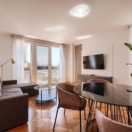 アパート Downtown