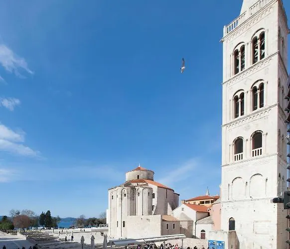 Downtown Apartment *