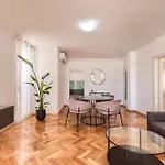 Downtown Апартаменты Задар